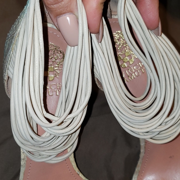 Vincent Camuto snake sandles - Picture 7 of 8